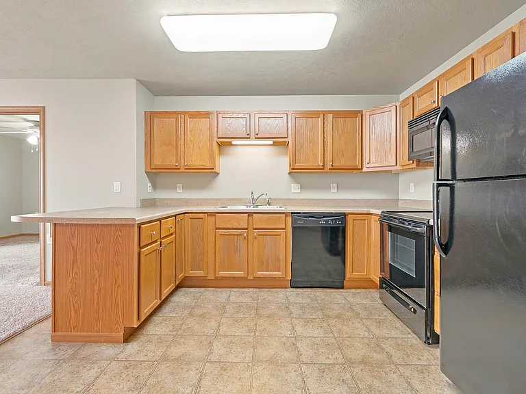 Step into the heart of Northdale Apartments, where modern layouts meet functionality. The spacious kitchen with sleek appliances and ample cabinetry is perfect for culinary adventures. Transform your lifestyle todayschedule a tour!