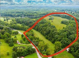 1 Hall Rd, Greenbrier, TN 37073