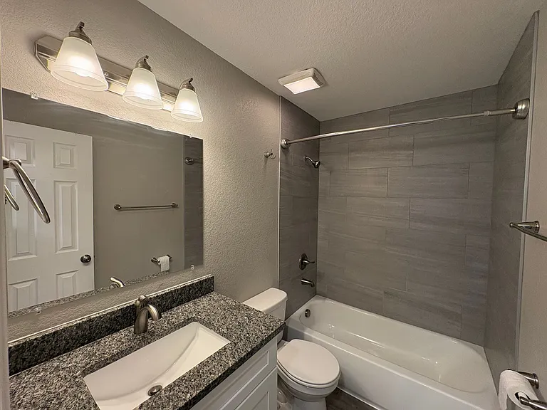 6741 Dublin Loop W — Photo 6