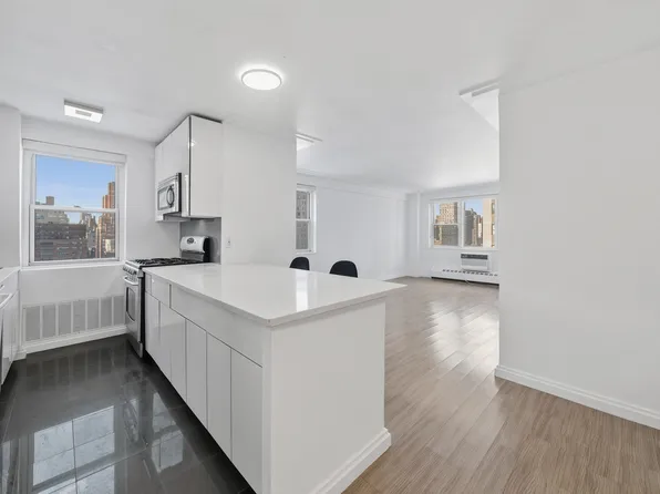 340 East 80th Street image 1 of 17