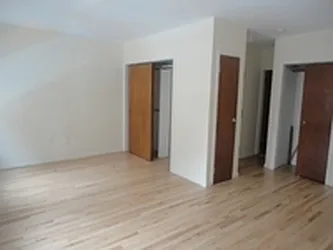 Rented by Manhattan Apartment Organization