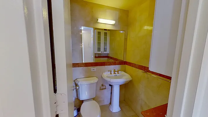 Rented by Oxford Property Group | media 10