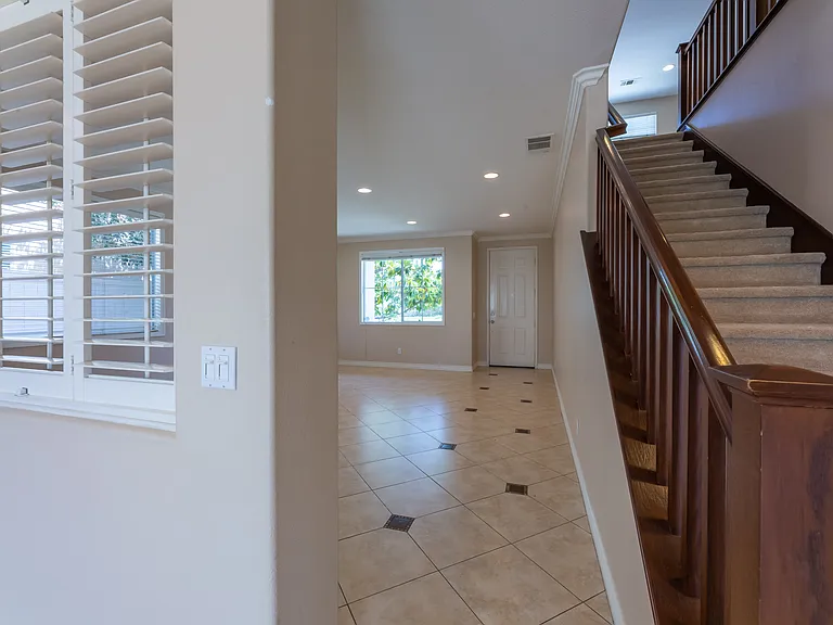 14 Monument Pl — Photo 12