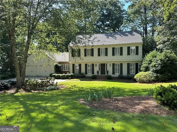 1711 E Bank Dr, Marietta, GA 30068