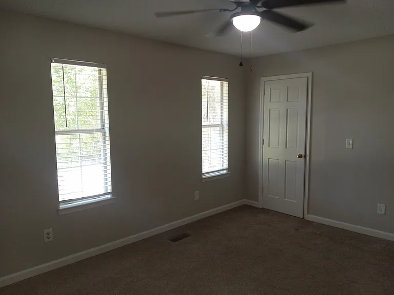 307 Sheri Place Ln #B — Photo 8