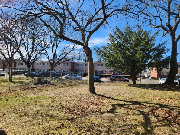 Barnes Avenue, New Haven, CT 06513