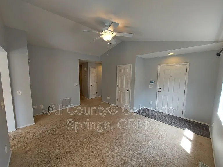 4182 Pioneer Creek Dr — Photo 11