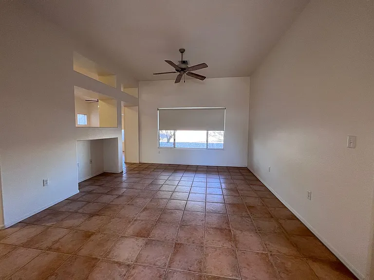 10724 Heritage Hills Dr — Photo 2