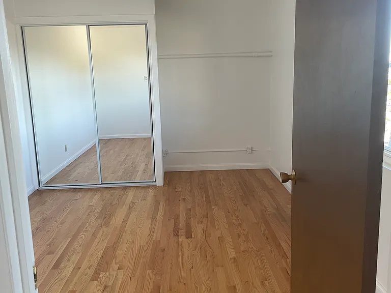 450 Ortega St #1 — Photo 6