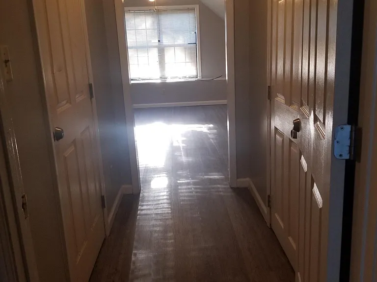 4825 Rolling Fields Dr — Photo 14