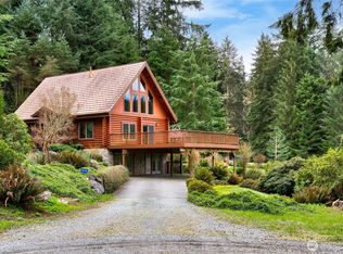 414 Little Acres Drive, Oak Harbor, WA 98277