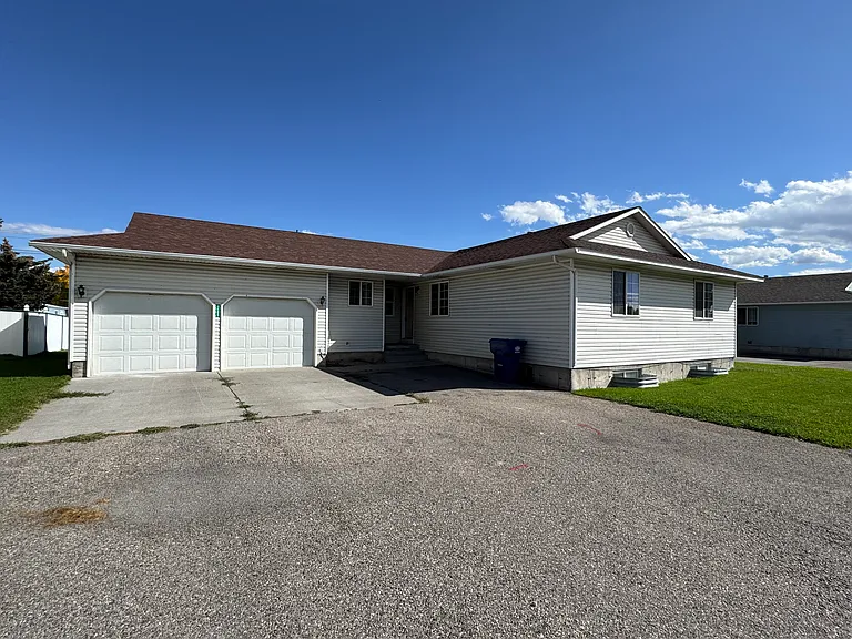 3488 Obryant St — Photo 1
