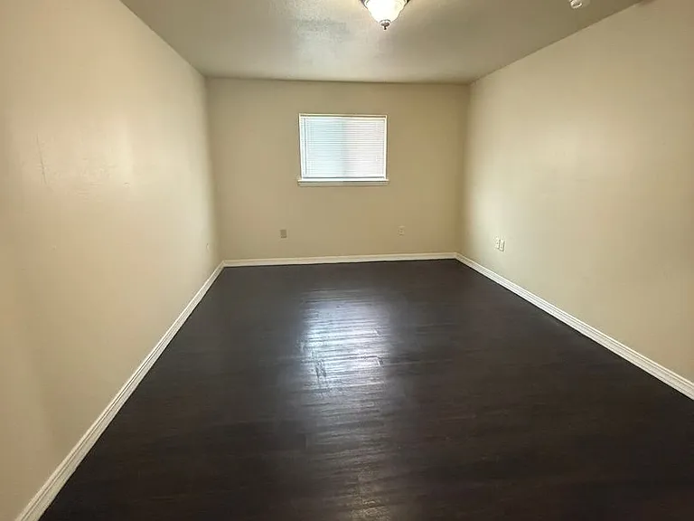 1336 Jade Ave — Photo 10