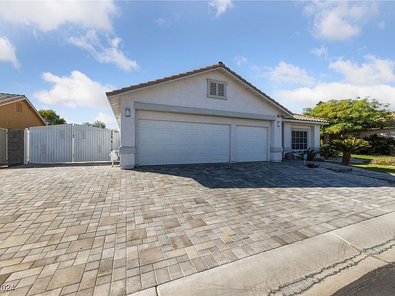 3rd image of 1303 Yeager Ave