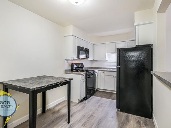 1039 College Ave APT 14W