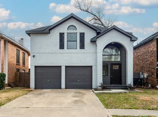 703 Meadowcreek Ct, Garland, TX