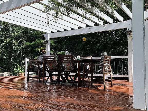 3rd image of 10801 Hurley Ct