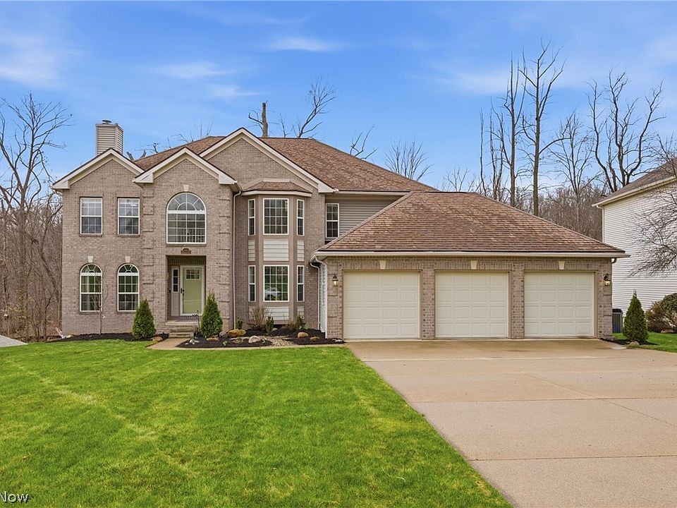 1st image of 482 Brentwood Blvd