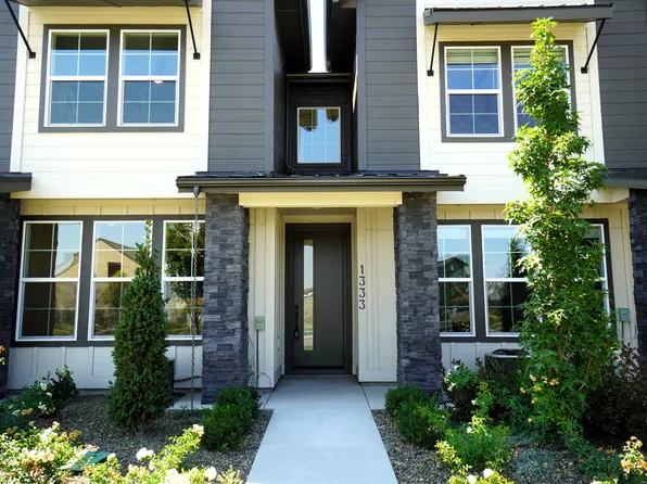 1333 N Webb Way #1, Meridian, ID 83642
