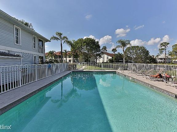 2nd image of 400 Misty Pines Cir APT 204