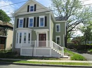 205 Stackpole St, Lowell, MA 01852
