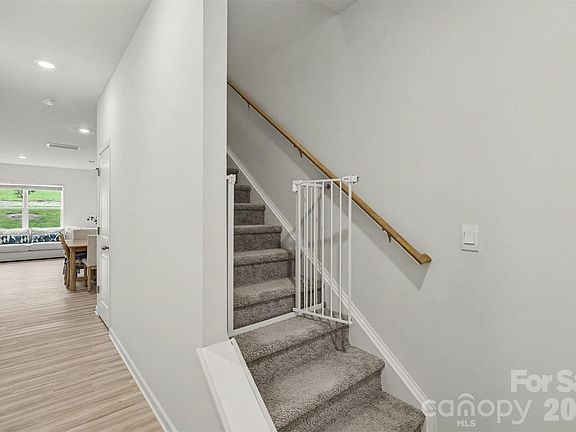 5th image of 760 Wagon Cross Ct