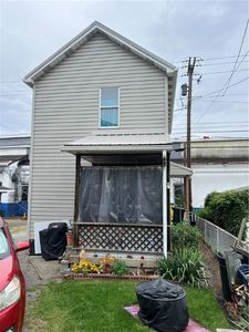 361 W 7th Ave, Tarentum, PA, 15084