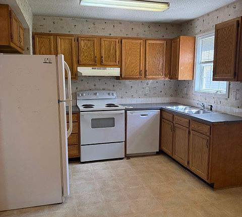 4th image of 173 Victoria Ct #A
