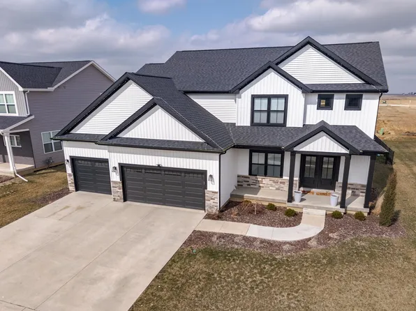 5104 Finlen Ln, Bloomington, IL 61705