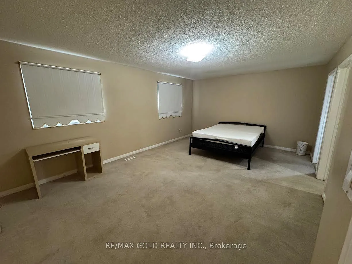 1 bed, $1,200 — Photo 4