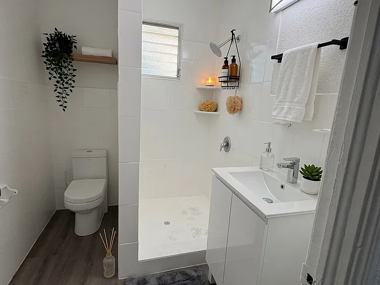 128 NW 9th Ave #5-3.1 — Photo 1
