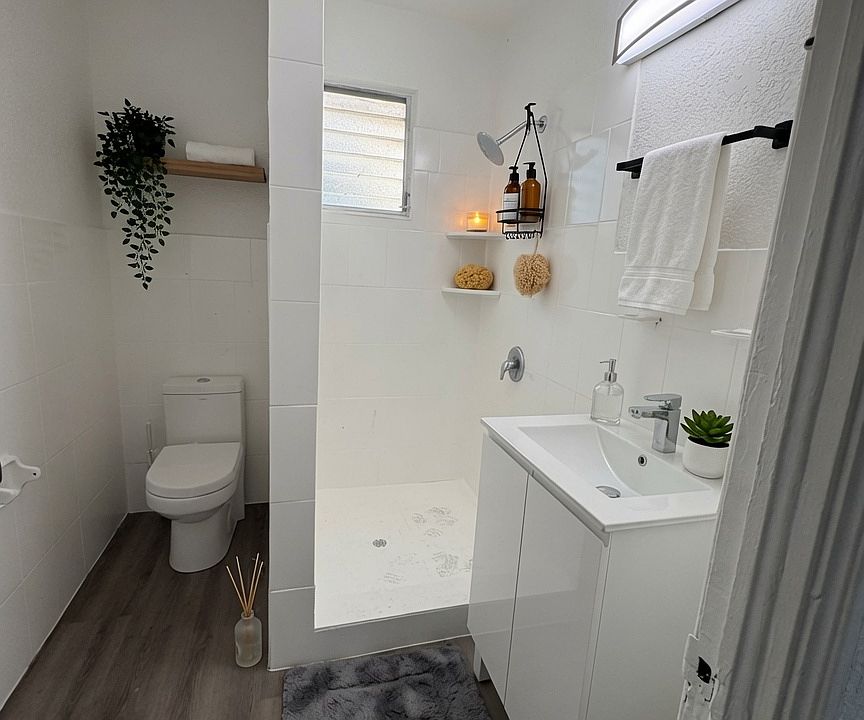 1st image of 128 NW 9th Ave #5-3.1