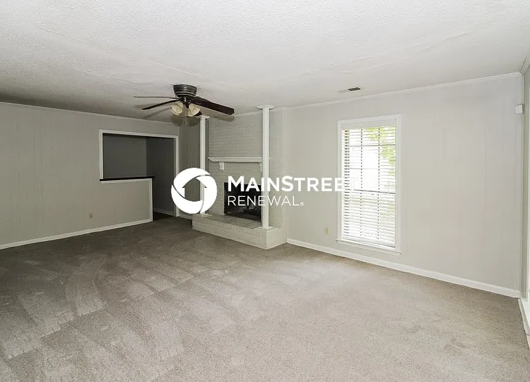 6986 Oakland Chase — Photo 4