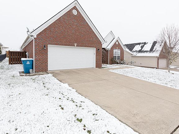 3rd image of 131 Spring Bluff Dr