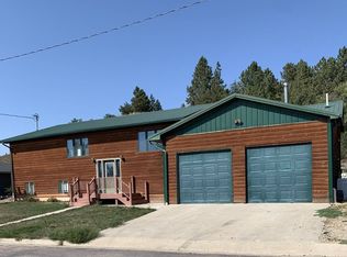 203 W Elm St, Philip, SD 57567