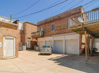 7508 Madison St APT 2R, Forest Park, IL 60130