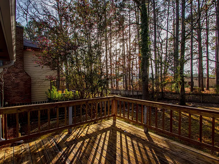 20 Laver Cir — Photo 33