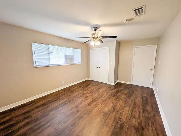 2331 Coronado Pl — Photo 6