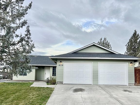 2nd image of 629 SW Deer Ridge Ct