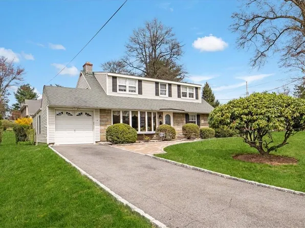 95 Pineridge Road, White Plains, NY 10603