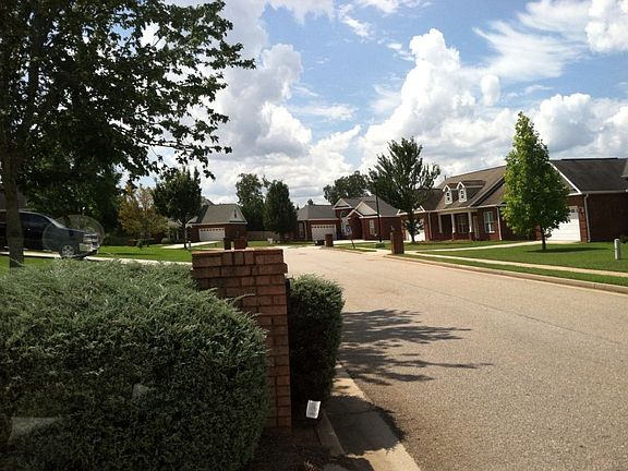 4th image of 708 Loudon Hill Dr