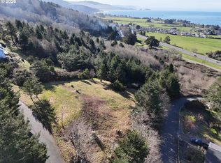 Harbor Vista Dr #1, Brookings, OR 97415