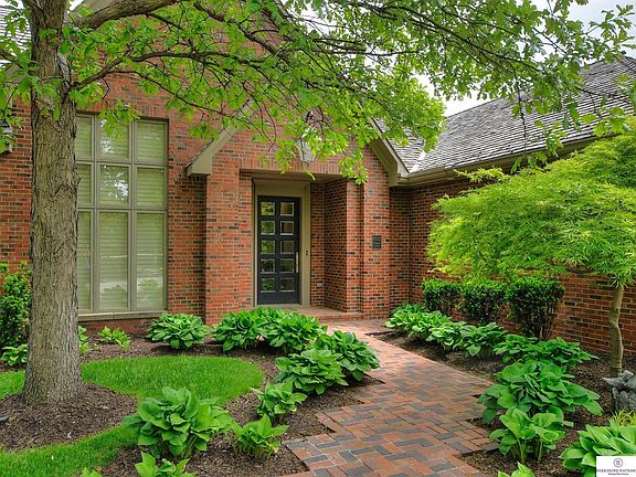 2nd image of 8912 Farnam Ct