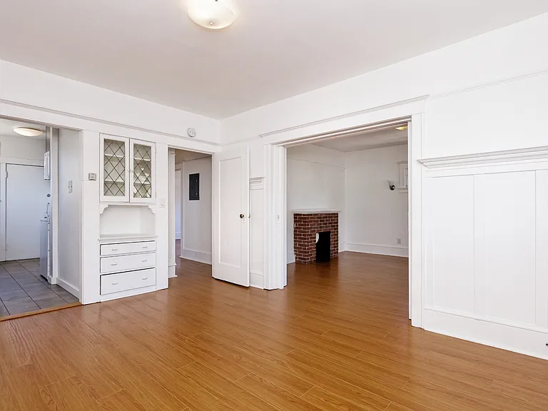 2133 & 2139 Grant Street — Photo 19