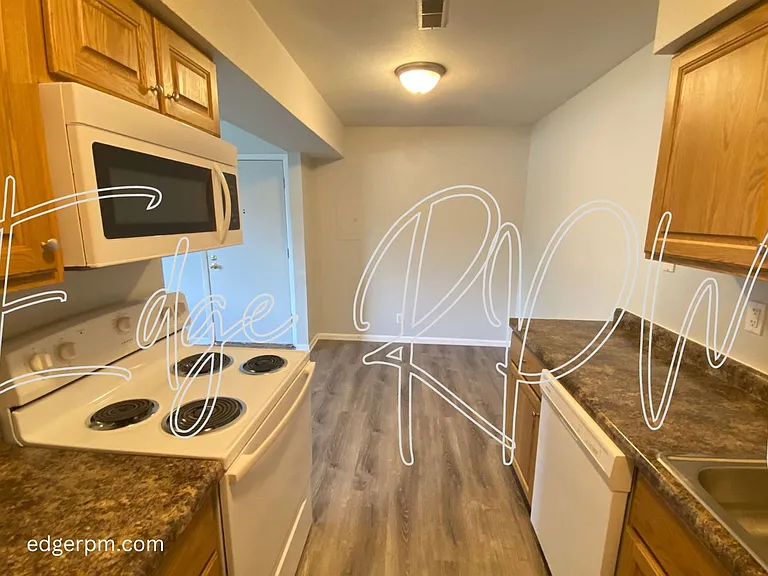 1115-1120 Doreen Ct — Photo 6