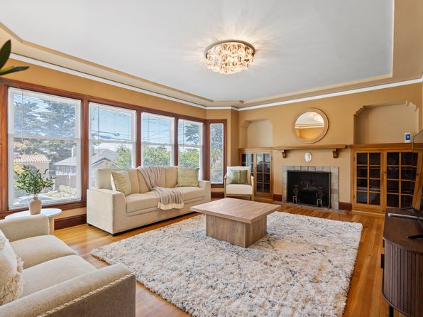 2205 Grand Canyon Ct