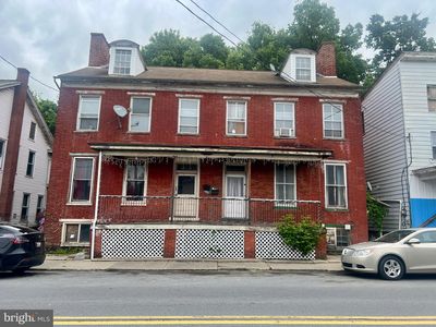 107 & 109 N Main St, Mifflintown, PA, 17059