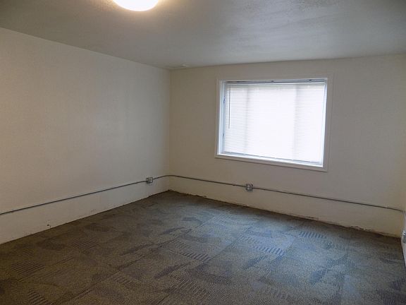 5th image of 618 Versailles Ave #15