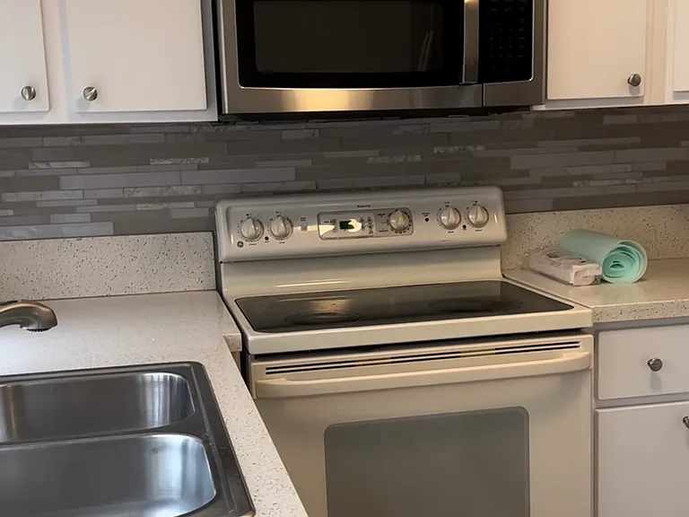 4492 Wyngate Cir — Photo 5