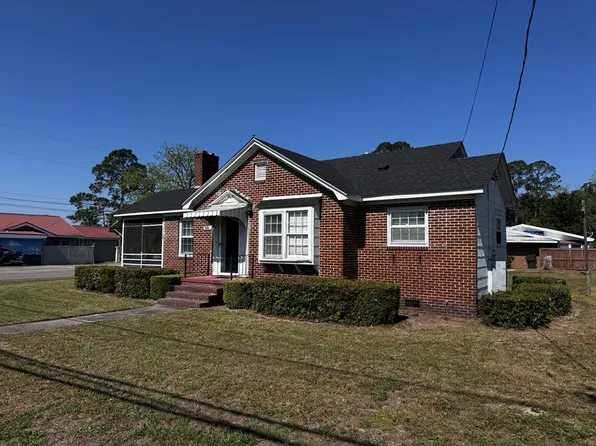 826 S Main St, Baxley, GA 31513
